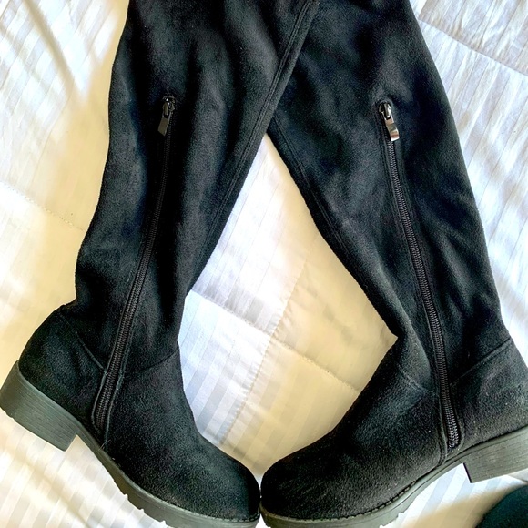 Black faux suede high boots (not lined) - Picture 1 of 4